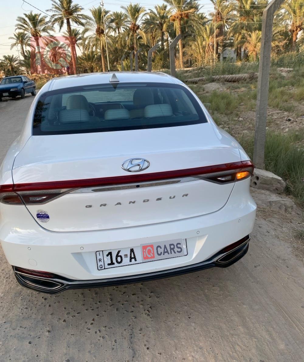 Hyundai Azera